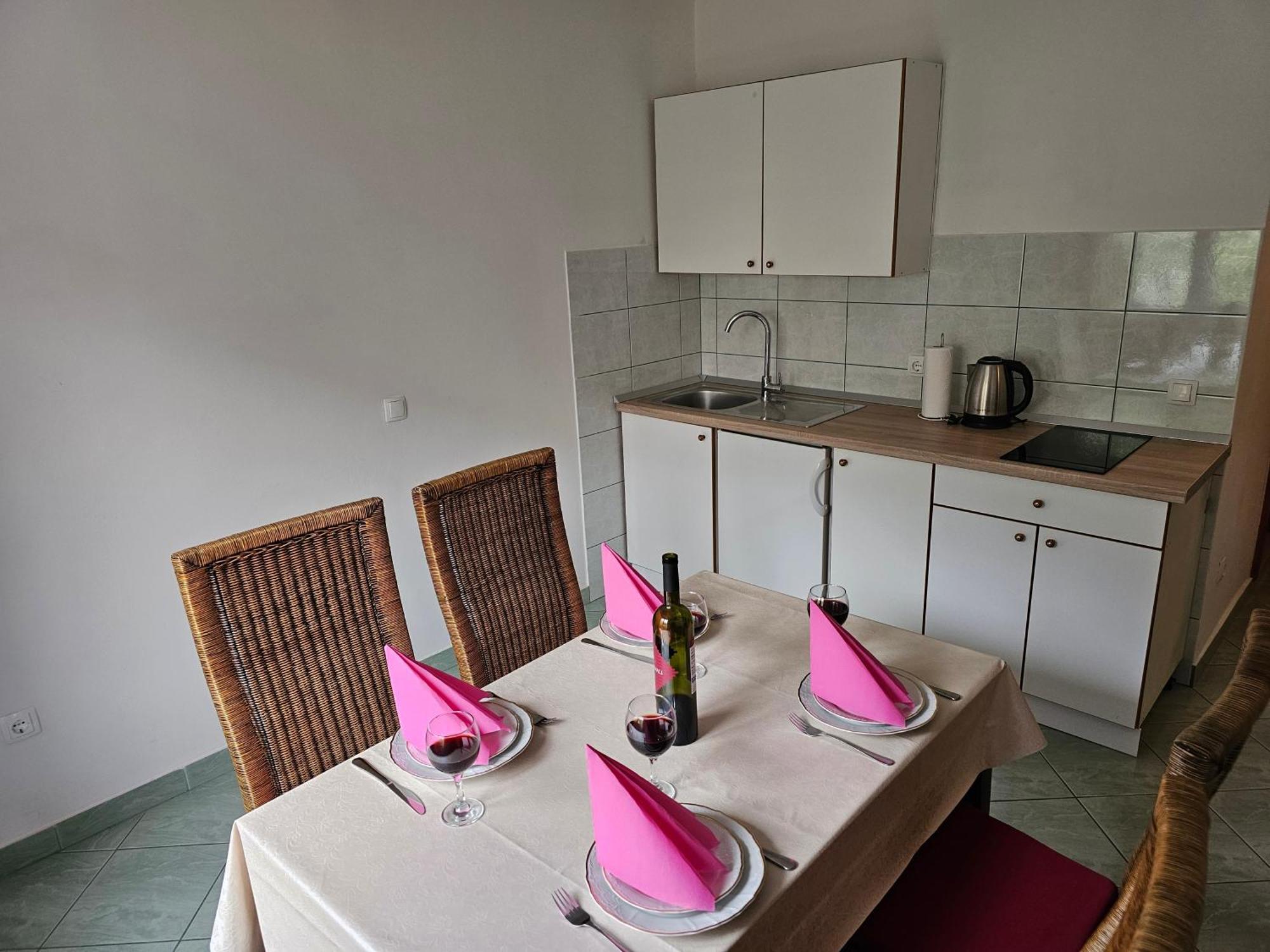 Apartments Kovac Makarska Chambre photo