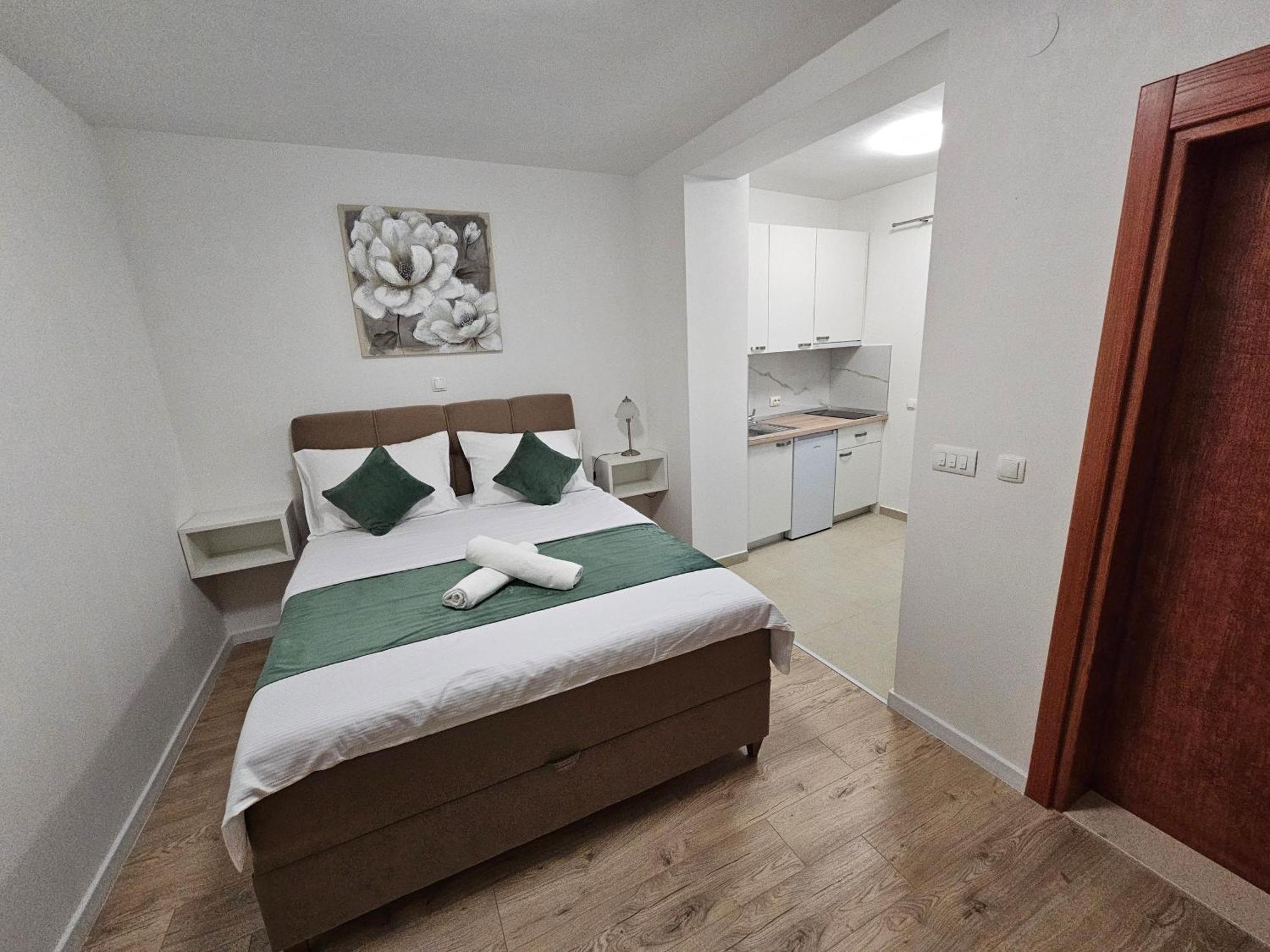 Apartments Kovac Makarska Extérieur photo