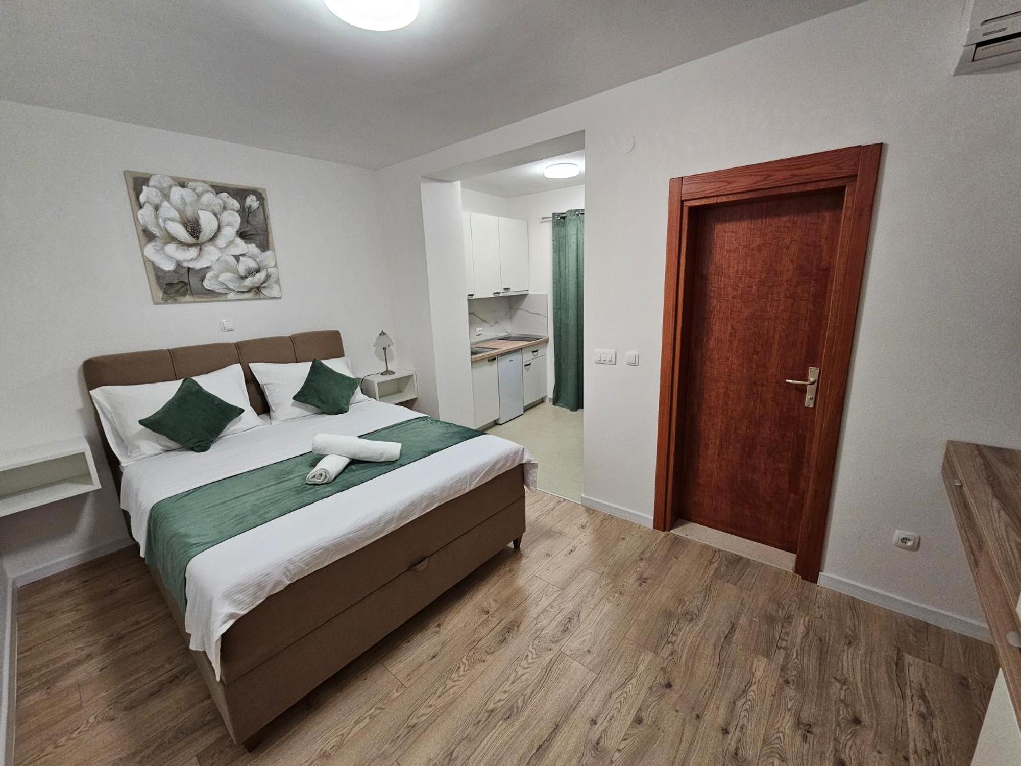 Apartments Kovac Makarska Extérieur photo