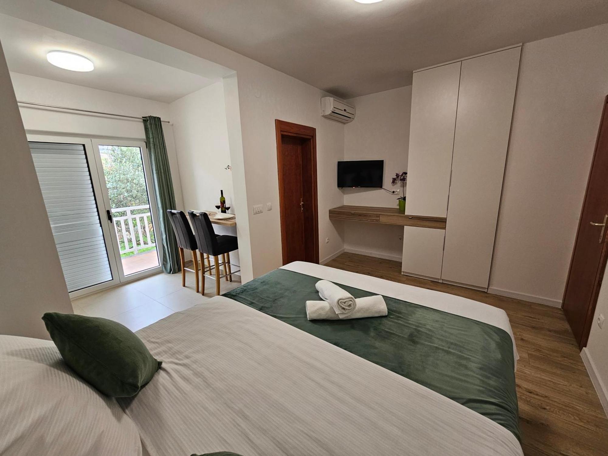 Apartments Kovac Makarska Extérieur photo