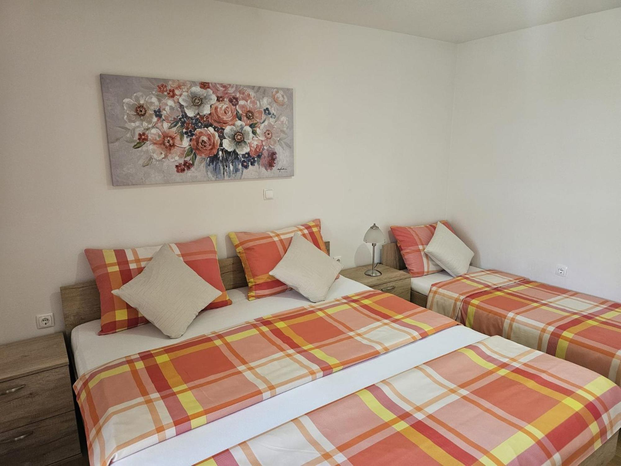 Apartments Kovac Makarska Chambre photo