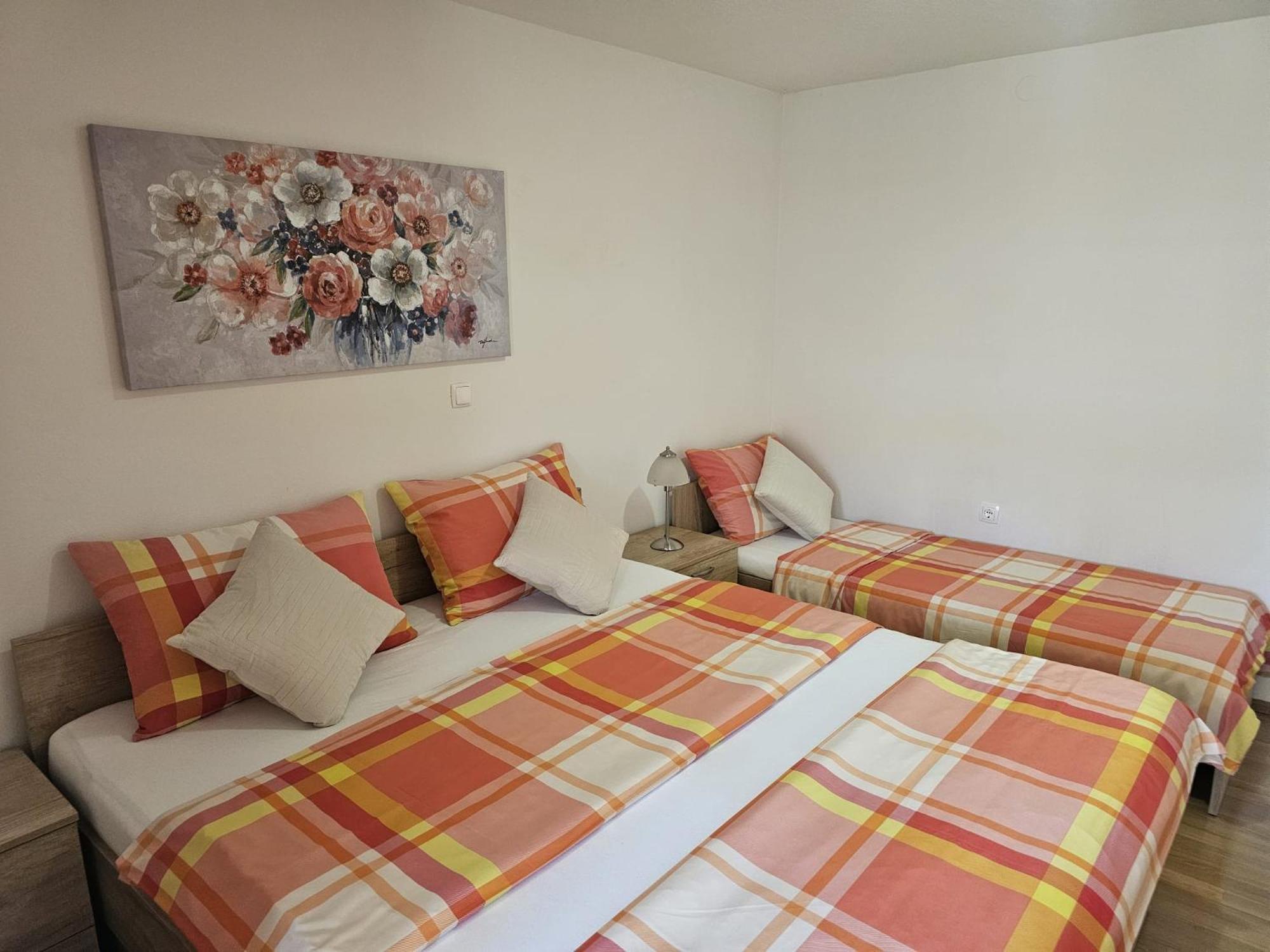 Apartments Kovac Makarska Chambre photo